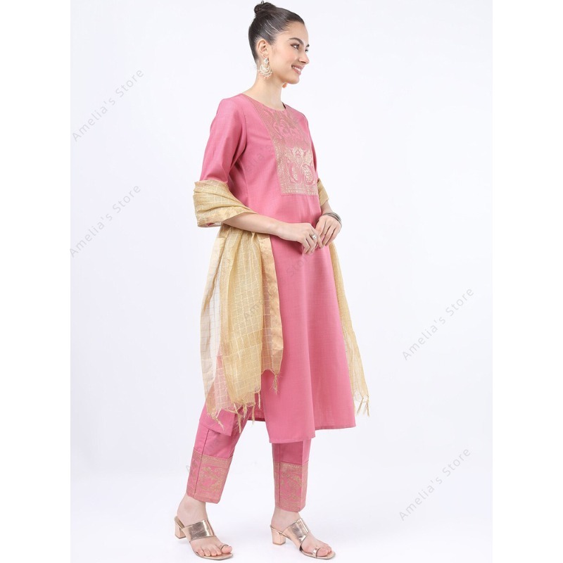Różowy trzyczęściowy zestaw Ku – Salwar Kameez Set recenzja i cena
