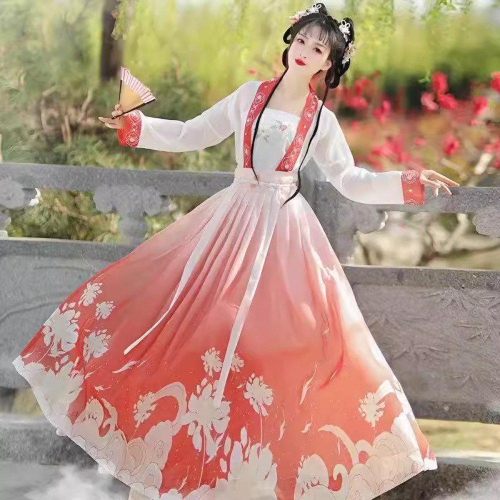 Moda w stylu etnicznym Party D – Fashion Show Ethnic Wear recenzja i cena
